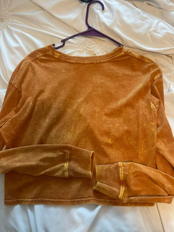 Cropped Long Sleeve - Image 4