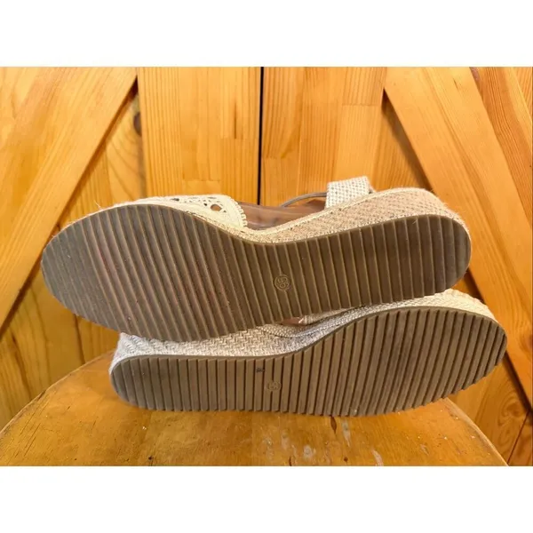 Anne Klein Women's Zida Woven Espadrille Wedges size 9.5M - Image 6