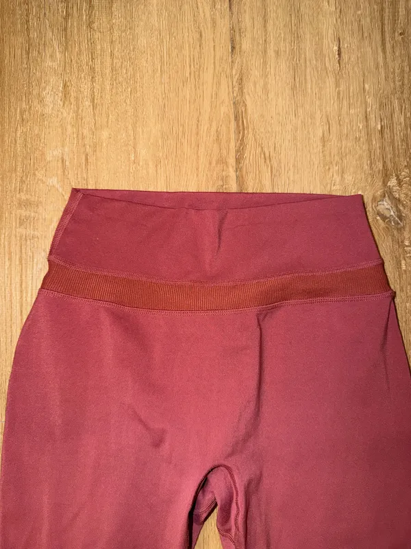 Alphalete Leggings - Image 4