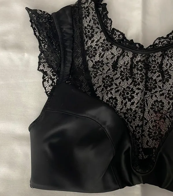 Victoria's Secret Satin & Lace Bra Top Crop Top 32C - Image 4