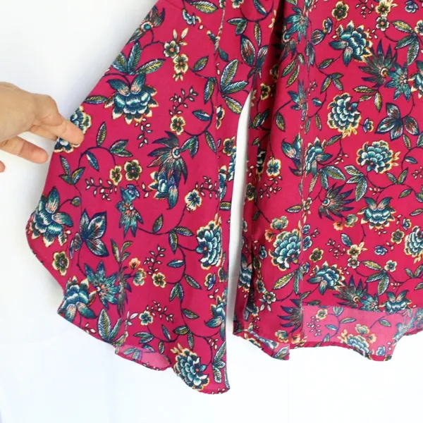 Pink Owl | Floral Patterned Bell Sleeve Blouse - Image 4