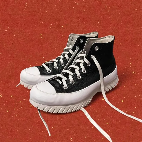 Black leather platform high top Converse - Image 2