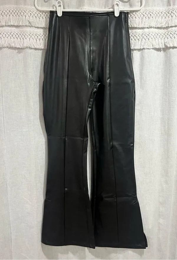 Abercrombie & Fitch Vegan Leather Flare Split Leg Pant - Extra Small Short - Image 5