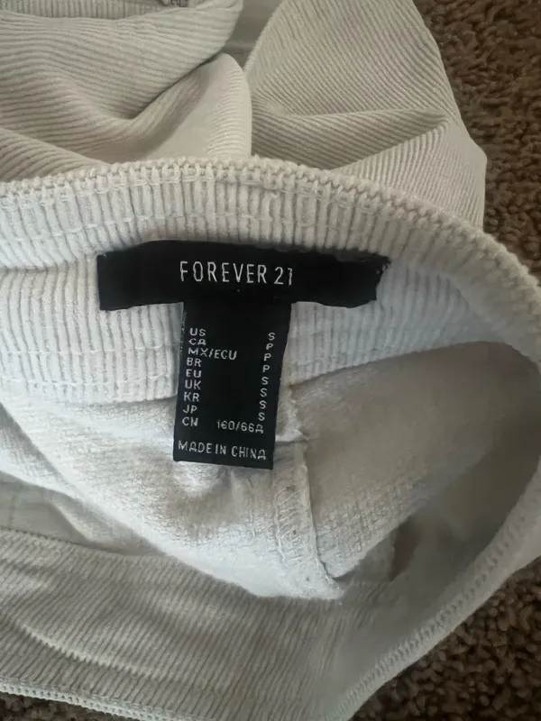 White Denim Mini Skirt Forever 21 - Image 3
