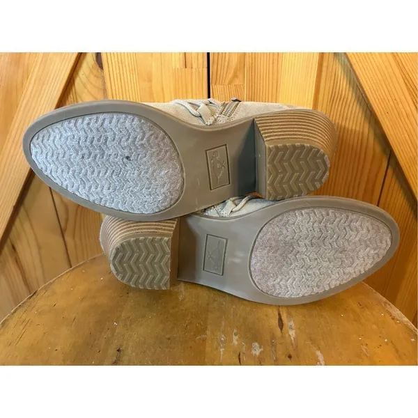 Rocket Dog Camel Color Booties, Size 7 - Image 7