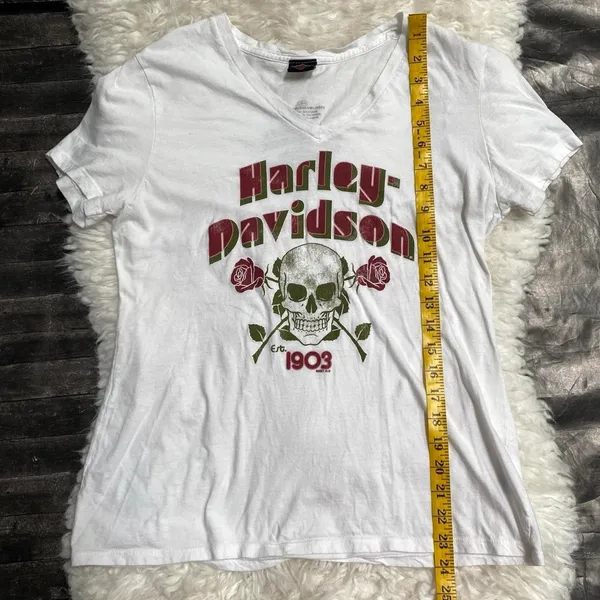 Harley Davidson White Vneck Tee Shirt Skulls Burgundy Red Roses Spellout - Image 7