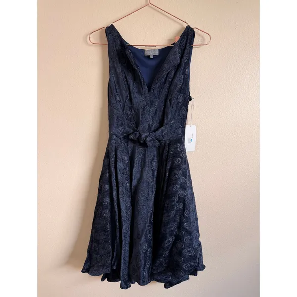 Eva‎ Franco Dress Size 4 Navy Kier Jacquard V-Neck Fit Flare Cocktail JQ373 - Image 2