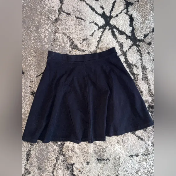 Black flare mini skirt - Image 2