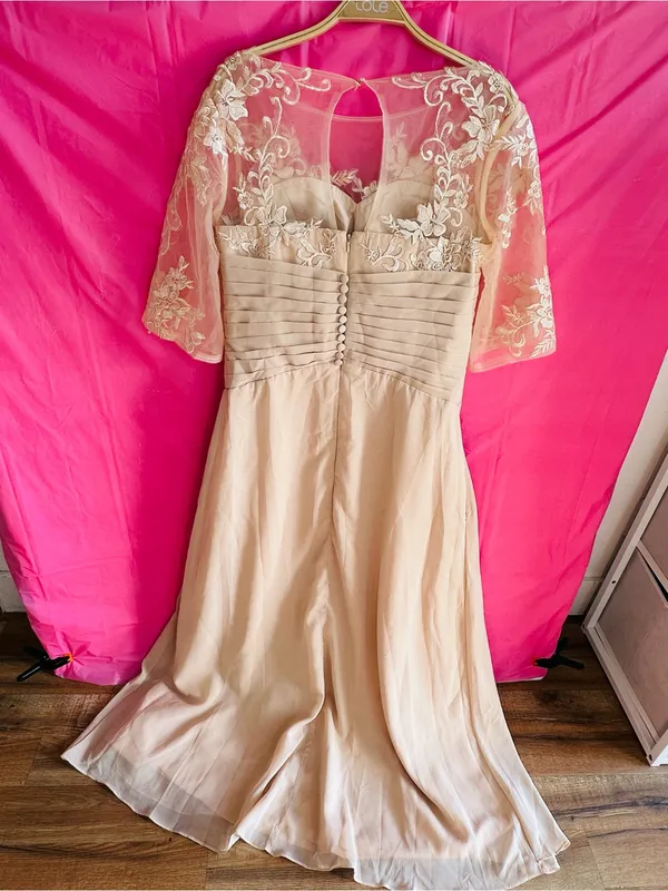 Elegant Lace Bodice Chiffon Evening Dress - Beige - Image 4