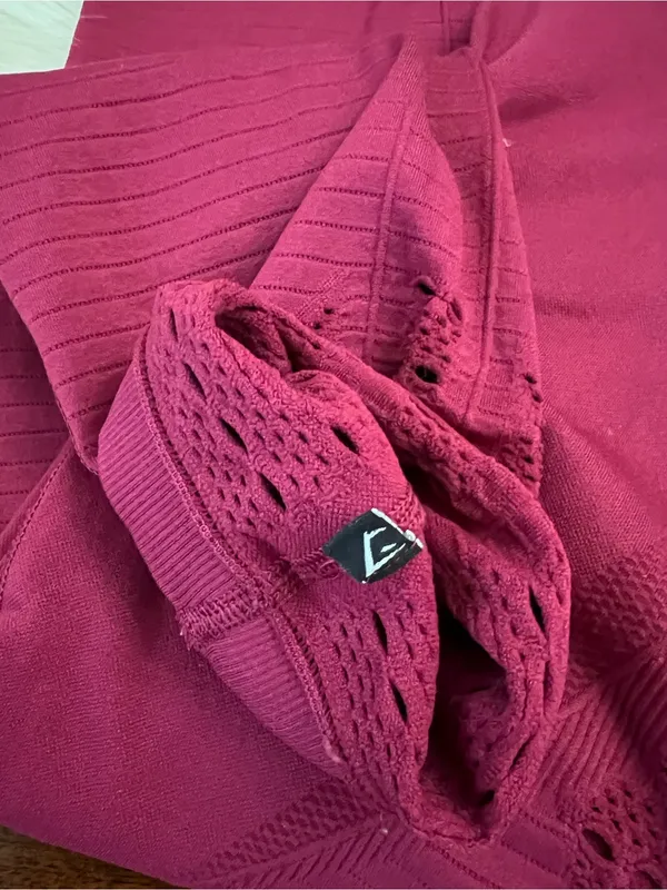 Gymshark Seamless High Rise Leggings Berry Pink Perforated Large - Image 2