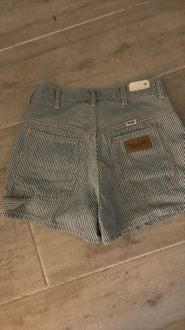 Wrangler shorts NWT  - Image 6