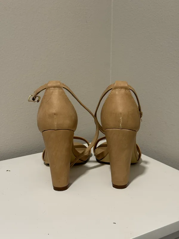 JustFab Nude Heels - Image 3