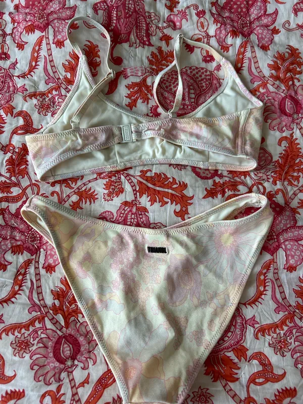 Triangl Bikini Set - Image 2