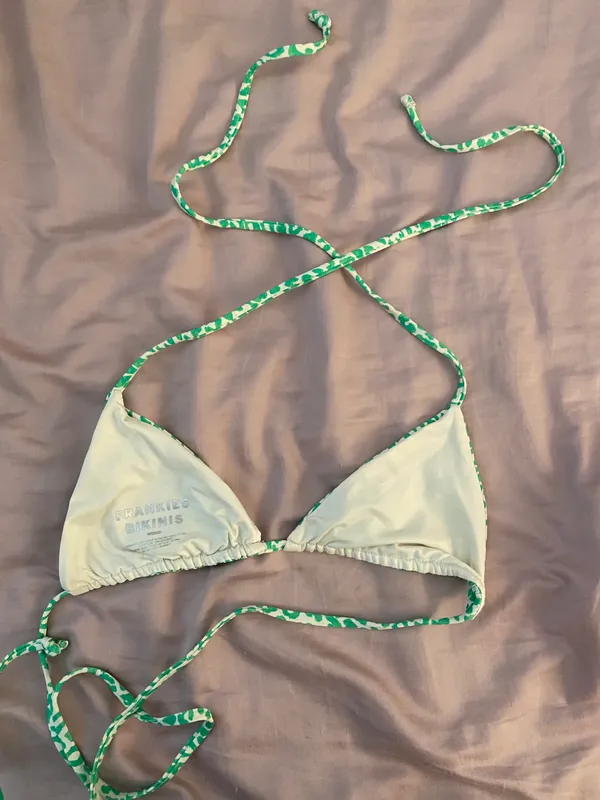 Frankies Bikinis Top - Image 3