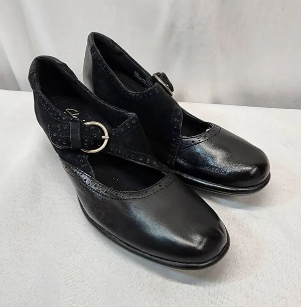 Clarks Black Leather Strappy Mary Jane Heels Women’s 7.5 - Image 3