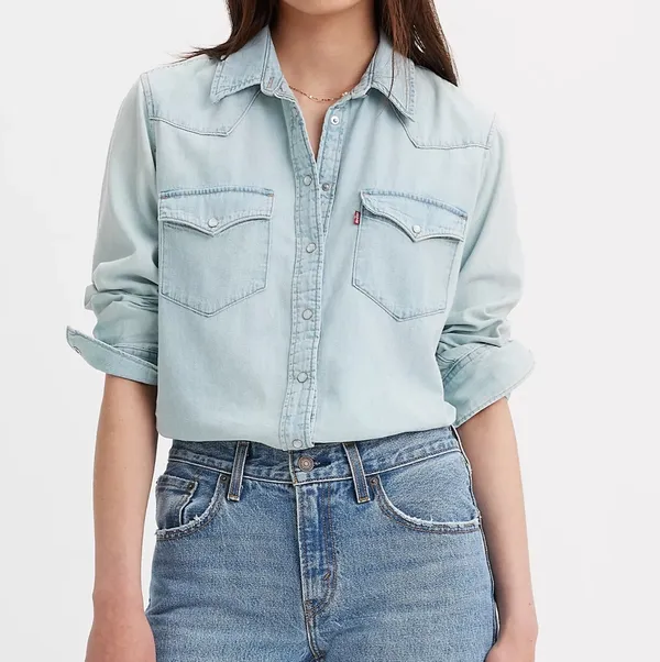 Levi’s western denim short button down long sleeve cowgirl small - Image 2