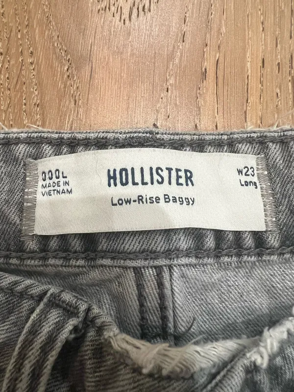 Hollister Low-Rise Jeans - Image 2