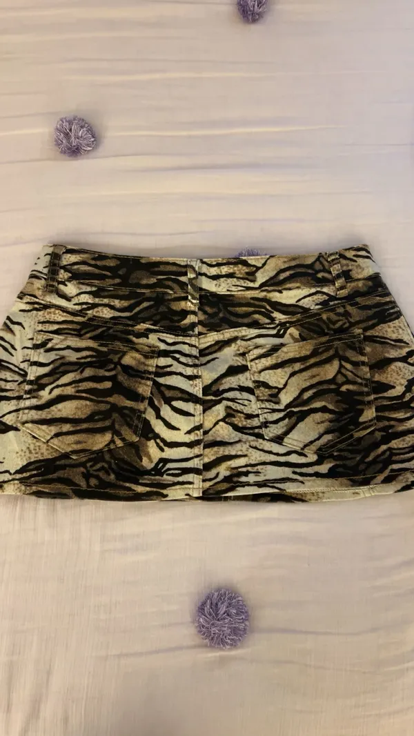 Amazon mini skirt  - Image 6