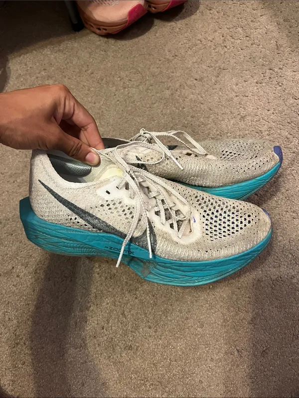 Nike Vaporfly 3 Womens - Image 2