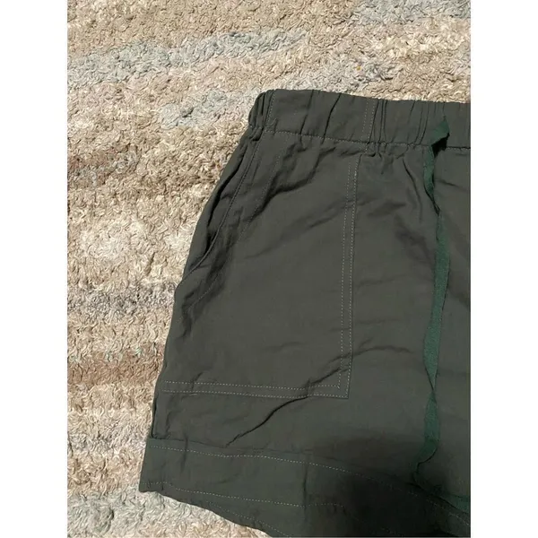 Boutique Olive Elastic Waist Shorts Size 2X NWOT - Image 2