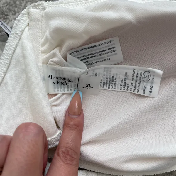 Abercrombie White Texture Cinched O Ring Swim Bandeau Bikini Top NEW - Image 8
