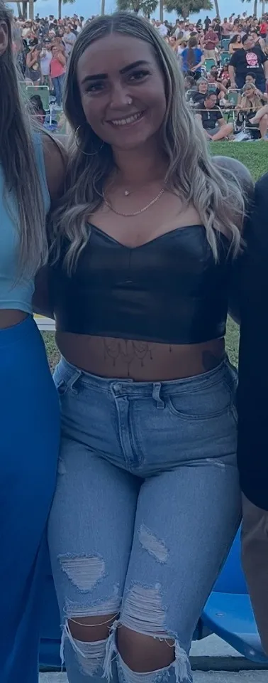 Crop top  - Image 2