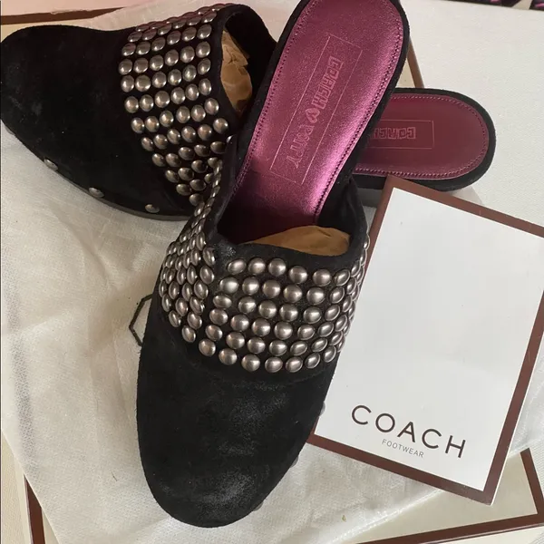COACH STUDDED PATCH CLOGS FOR WOMEN - Image 6