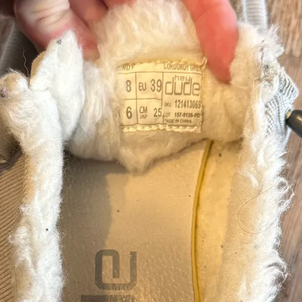 Hey Dude Wendy Corduroy Grey Women’s Slip On Shoes With Faux Fur Accents Size 8 - Image 5