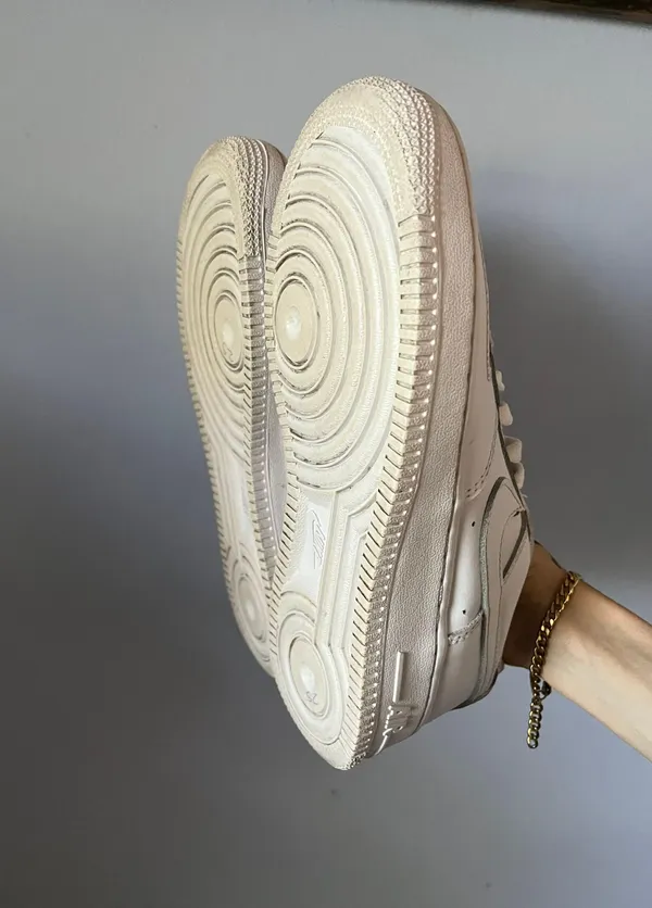 Nike Air Force 1 LE GS ‘Triple White’ - Image 5