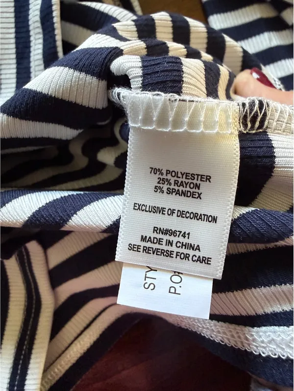 Oak & Trellis XS Black and White Striped Off-Shoulder Long Sleeve Top - Image 4