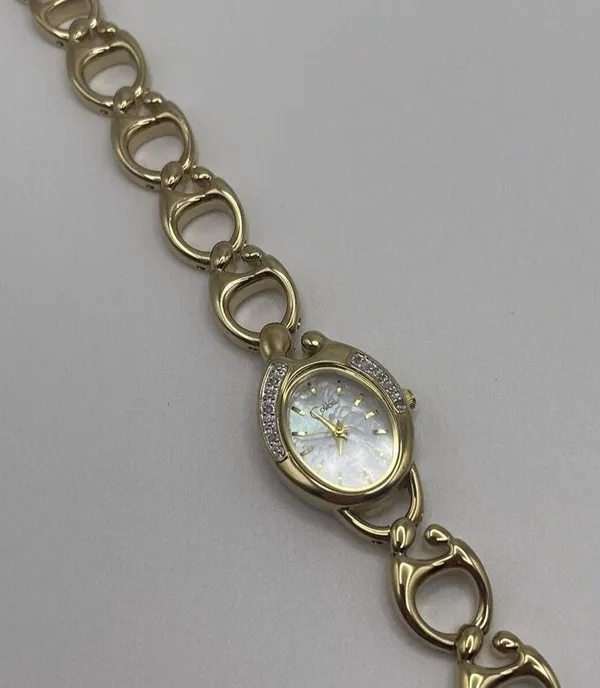 Working Colibri Diamond Gold Tone Women’s Wrist Watch MOP Mother Of Pearl Face - Image 4