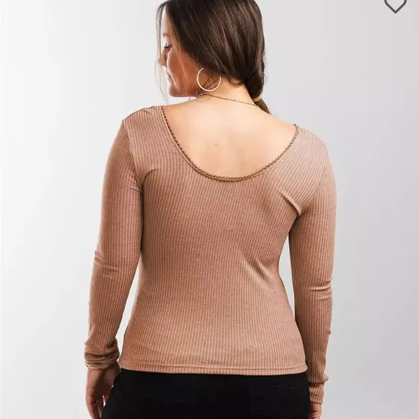 Buckle Red by BKE Metallic Lace Top in Cognac - Image 3