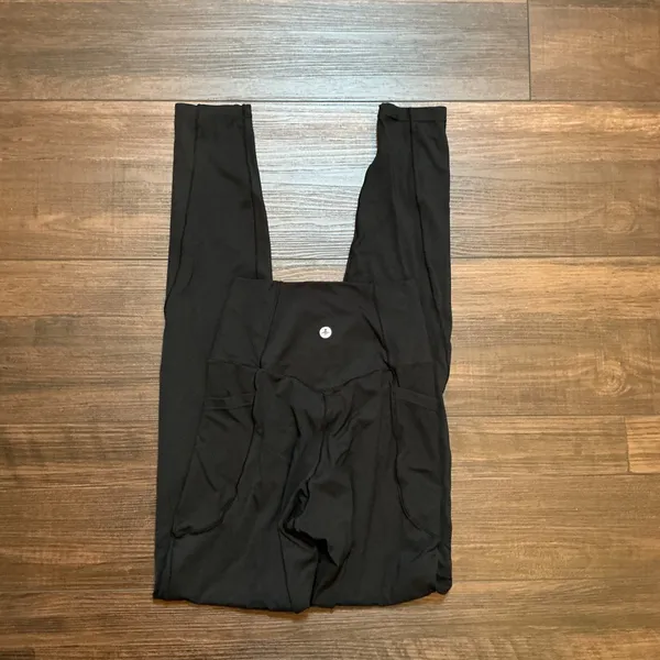 Halara High Waisted Pocket Leggings Black V-Seam Full Length XS Activewear - Image 2