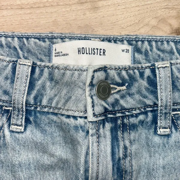 Light wash Hollister denim skirt with built in shorts - Image 2