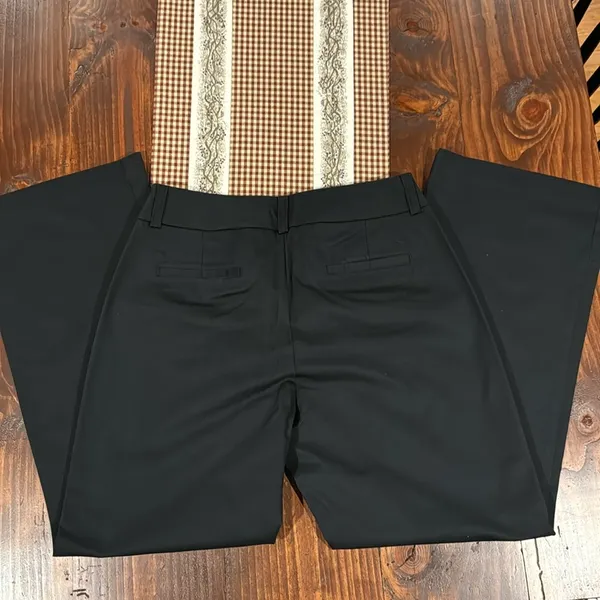 Women’s Black Dockers Mid Rise Curvy Pants 10 Petite - Image 4