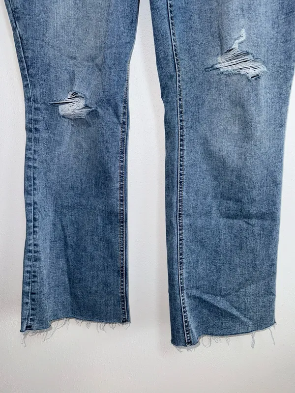 Maurices Kick Boot Ankle High Rise Jeans Medium Wash Ripped Western - Image 5
