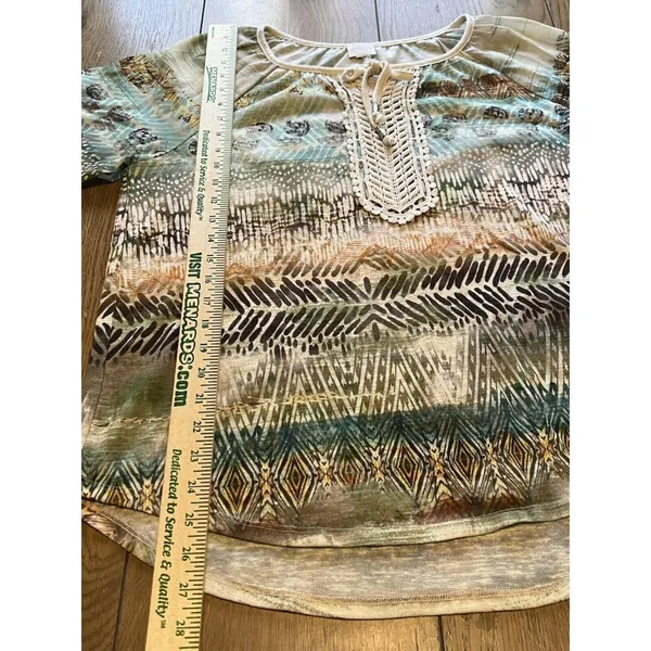 Chicos Lace Crochet Front‎ Top Size 2 Tropical All Over Print 3/4 Sleeve - Image 9