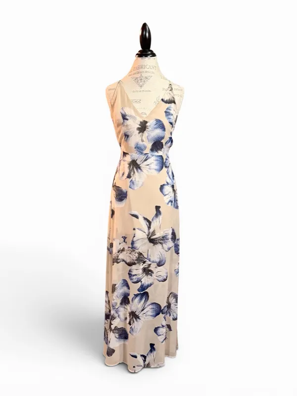 LUSH Long Ivory & Blue Floral Maxi Dress Sz S - Image 9