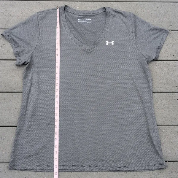Under Armour Gray Short Sleeve V-Neck Heat Gear Loose Fit Shirt - Image 5
