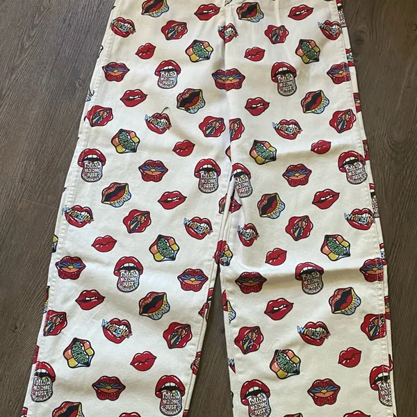 Wrangler Barrel 652 high rise read my lips Rolling Stones jeans. Size 30x31 - Image 5