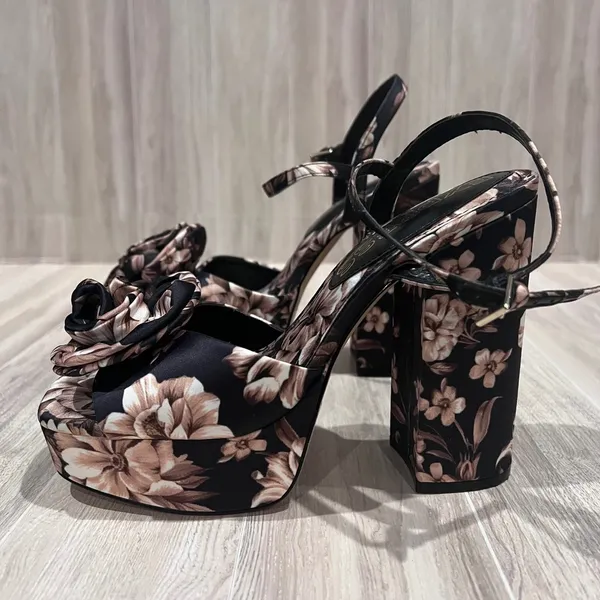 Express Floral Rosette Platform‎ Heels Ankle Strap Chunky High Heel Sandals Sz 7 - Image 2