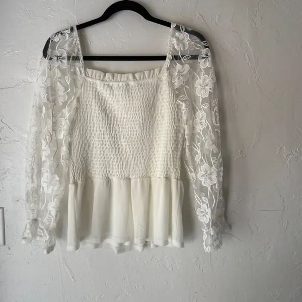 Ember‎ White Floral Lace Square Neck Smocked Peplum Top M Coquette Victorian - Image 5