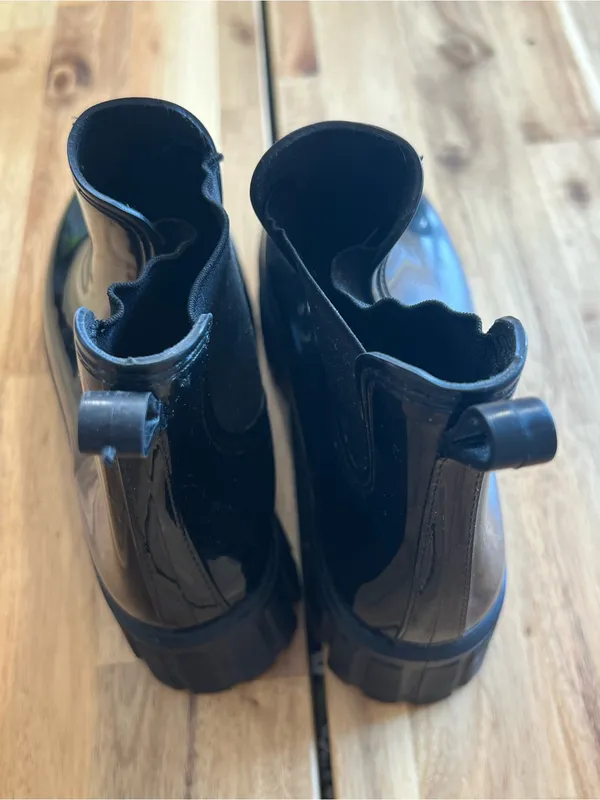 SANMM Black Glossy Chelsea Rain Boots Chunky Lug Sole EU 36 - Image 6
