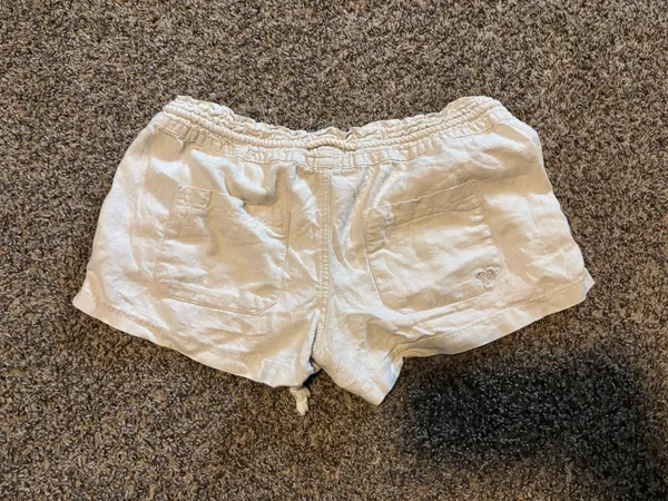 Roxy white linen shorts - Image 3