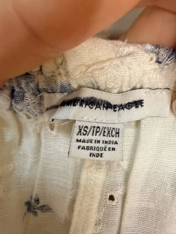 American Eagle Floral Crop Top - Image 3