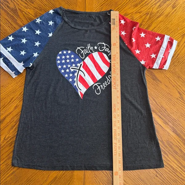 4th of July Fourth USA America Patriotic Heart Tee Gray Red White Blue - Image 5