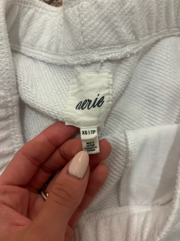 Aerie Sweat Shorts White - Image 3