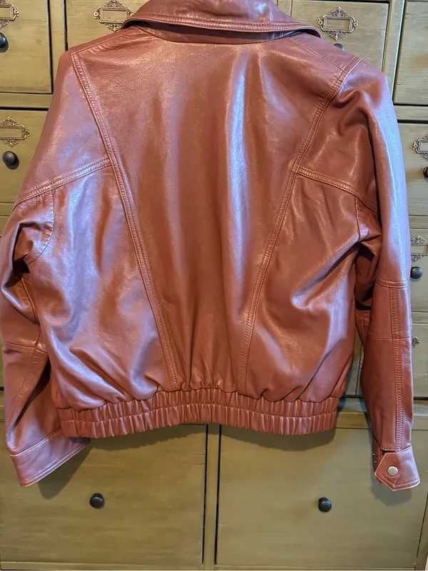 Levi’s Brown Leather Jacket - Image 2