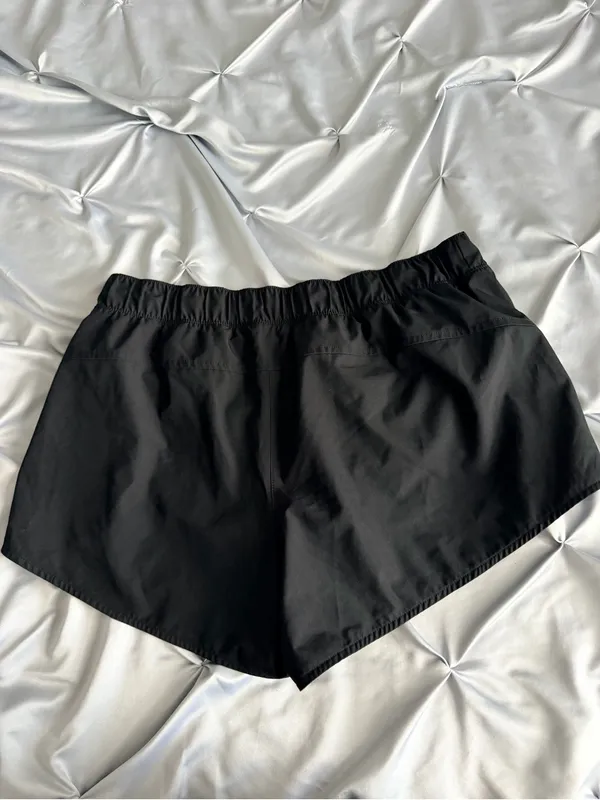 Old Navy Black Athletic Shorts - Quick Dry - Image 3
