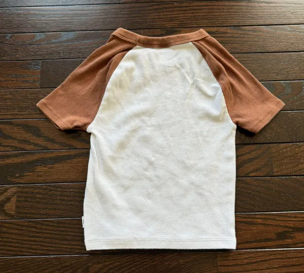 Aritzia TNA Tee - Image 2